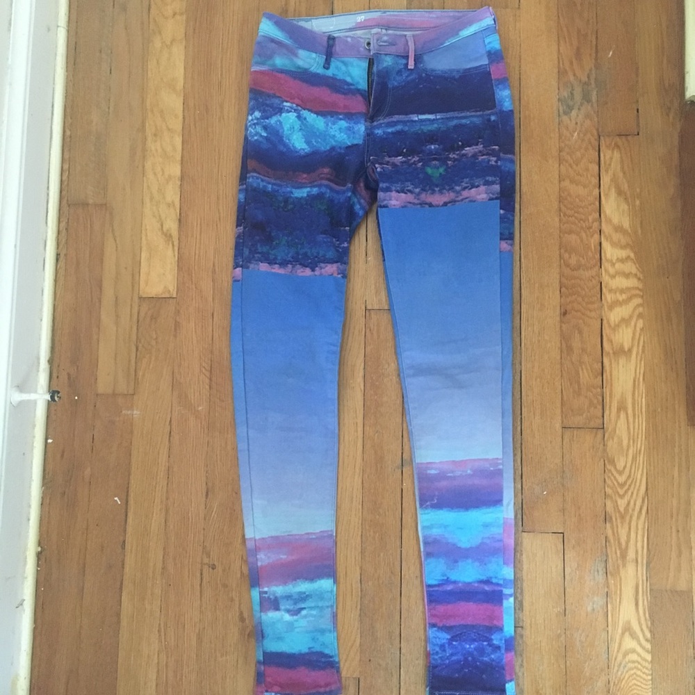 Colorful Levi jeans 27