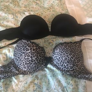 Victoria's Secret bras.  32b
