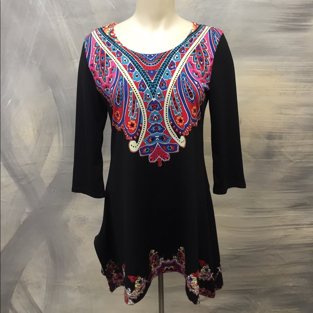 Black 3/4 Sleeve Top with Multicolored Print