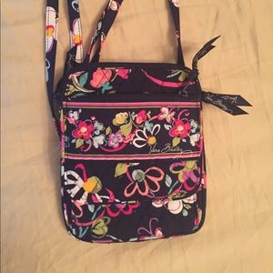 nwot vera bradley “ribbons” hipster crossbody