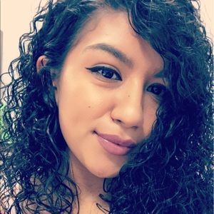 Meet your Posher, Marlen