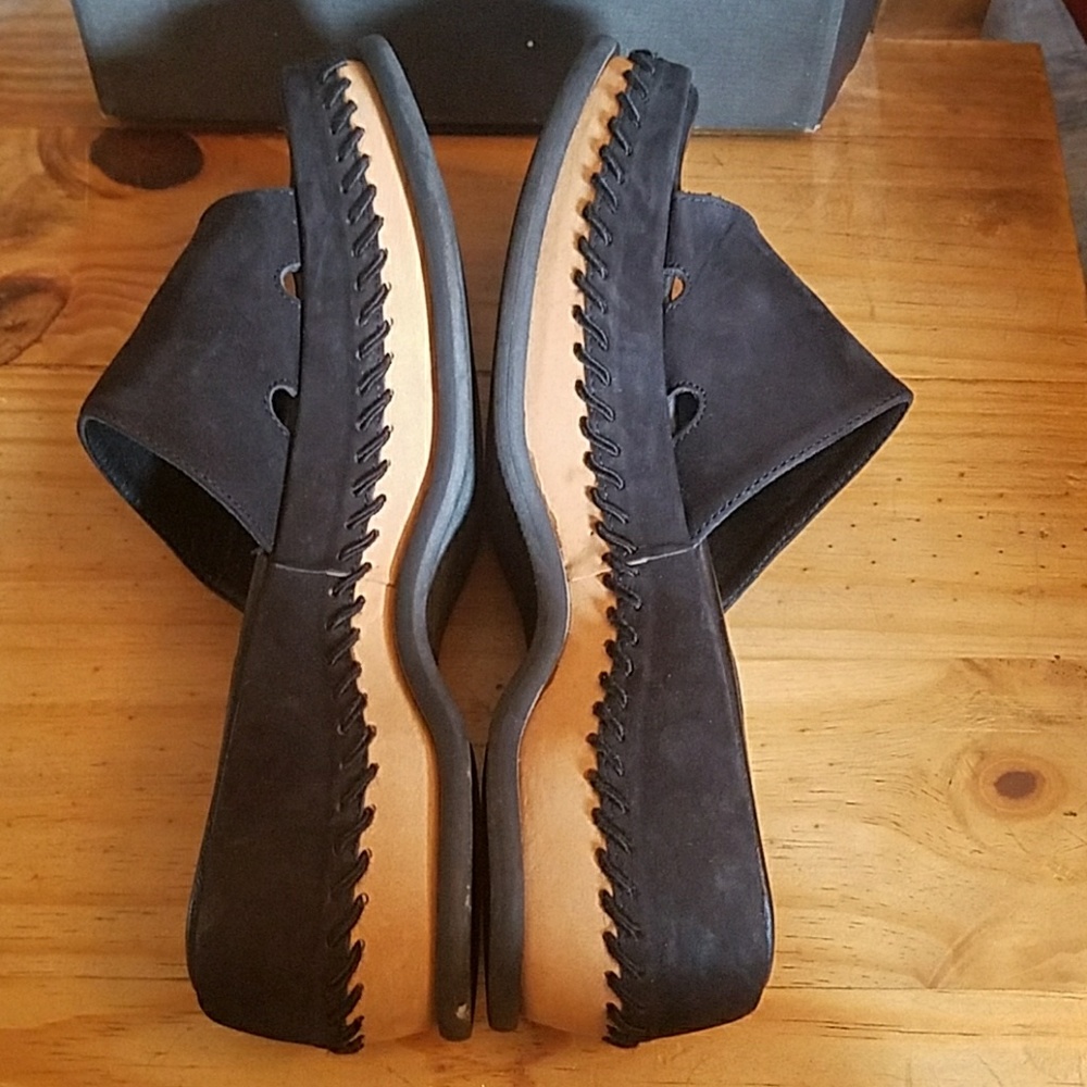 Robert Clergerie "Aladin" suede wedges