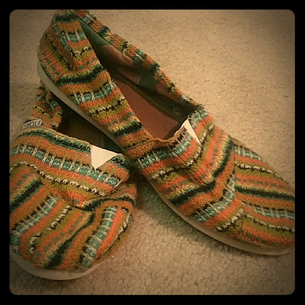Toms