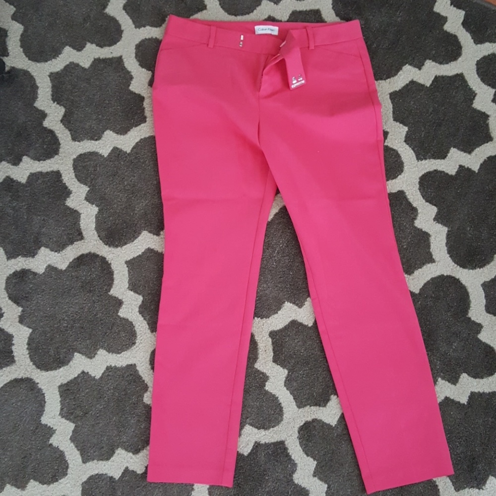 Calvin Klein pink size 6 ankle pants