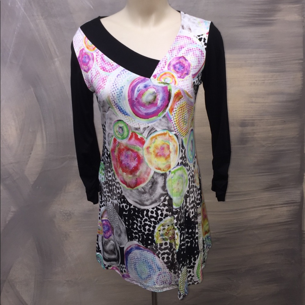 Multicolor Circle Design Tunic