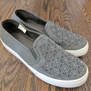 Peony laser cut and embellished slip on