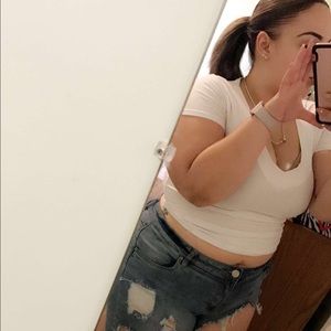 Meet your Posher, Jocelyn