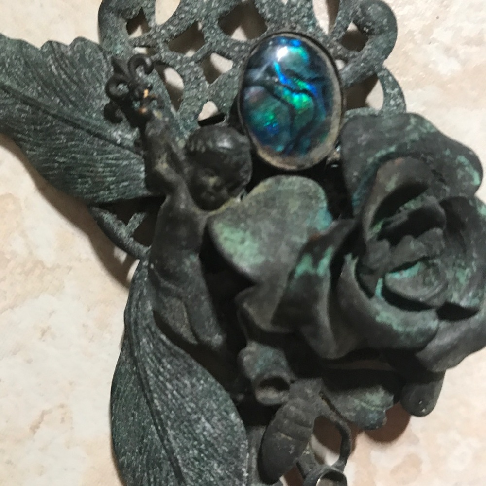 UNIQUE! Vintage Victorian Ornate French Brooch Pin
