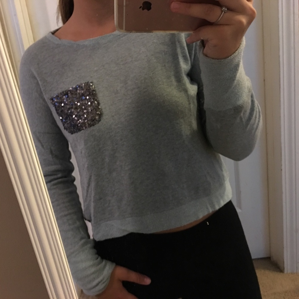 🔴Sweater with Sparkly Pocket