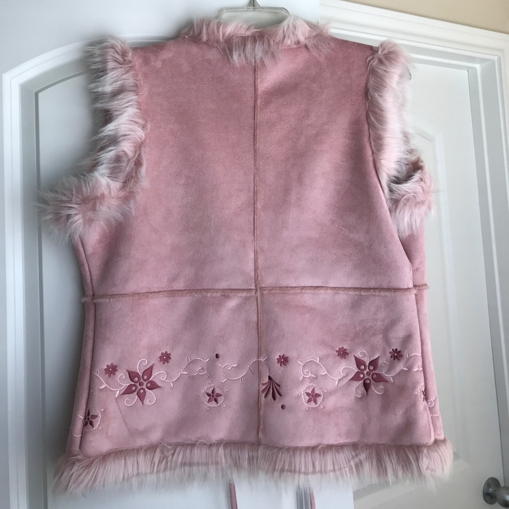 Pink Fluffy Vest - Picture 4 of 4