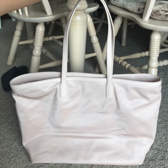flash sale !! Tory Burch nylon e/w tote - Picture 5 of 8