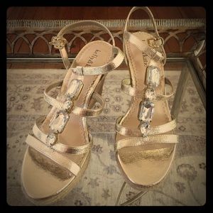 Kelly & Katie Wedges