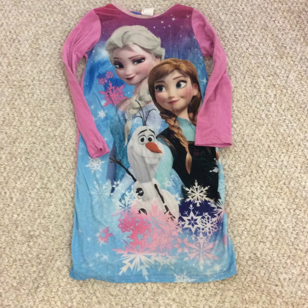 Girls Frozen Nightgown By Disney!