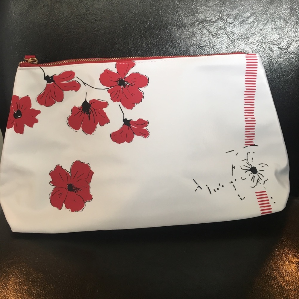 Hibiscus T Shape Pouch