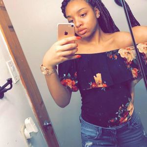 Meet your Posher, Irayanna