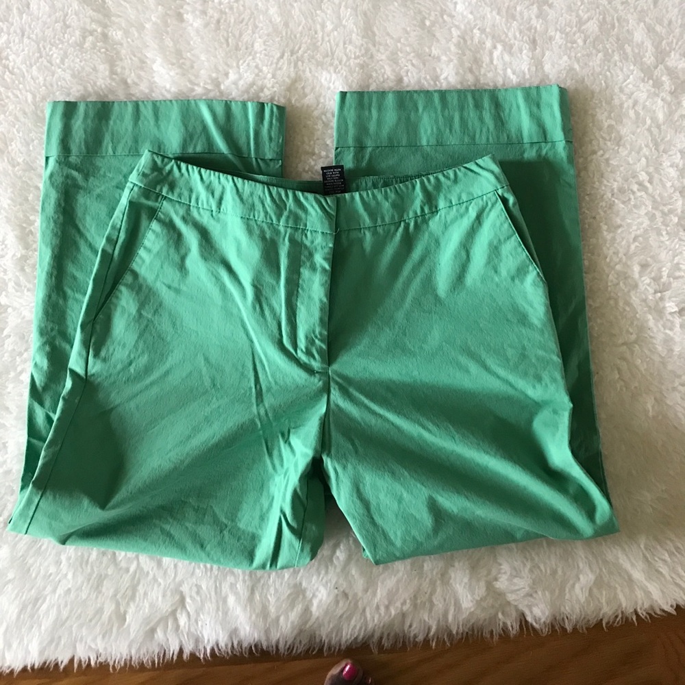 Cuffed and Cropped! Wide leg with stretch