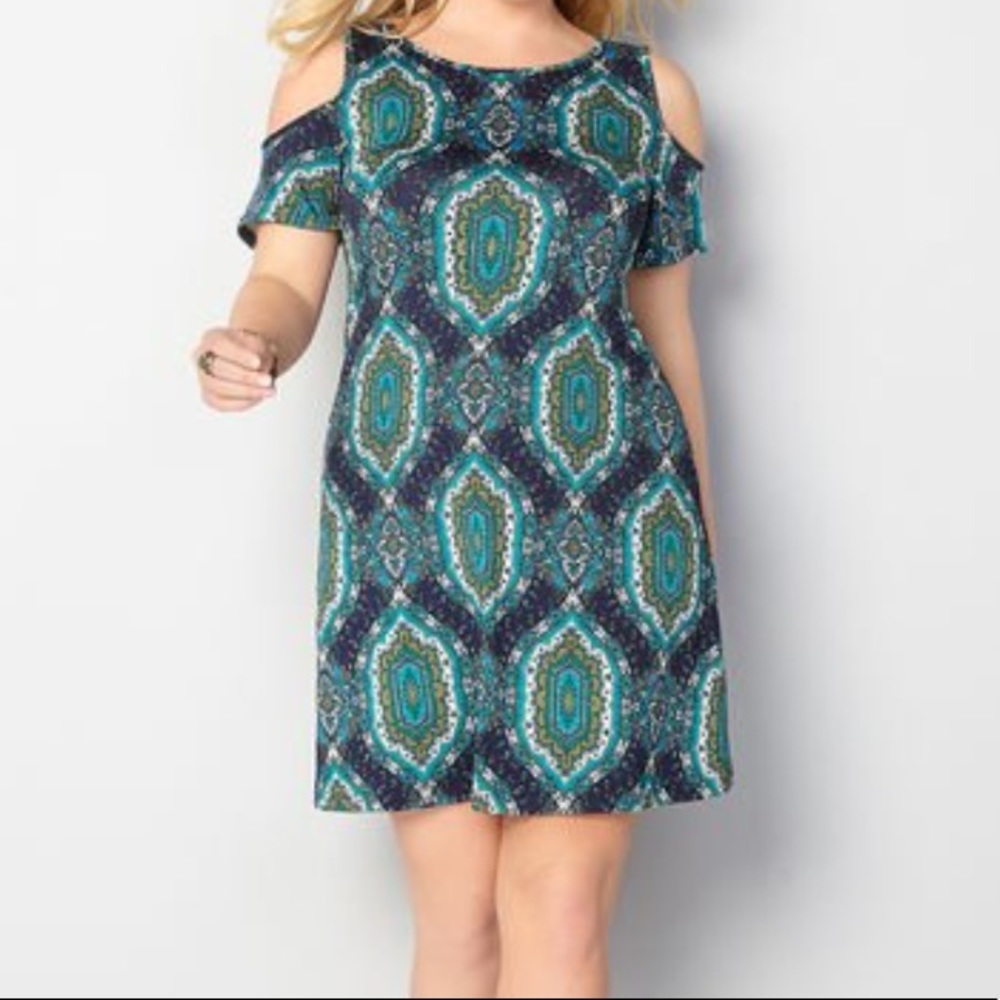 MEDALLION COLD SHOULDER DRESS