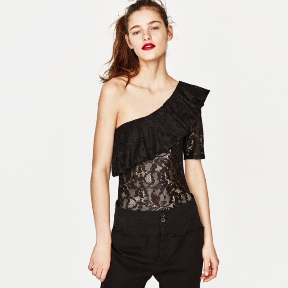 NWT Zara Off The Shoulder Lace Bodysuit