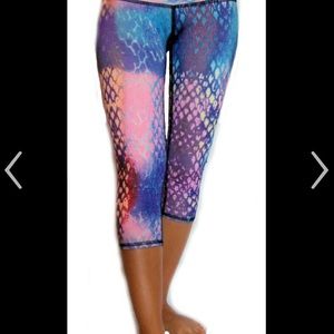 Teeki Mermaid goddess Capri yoga pants