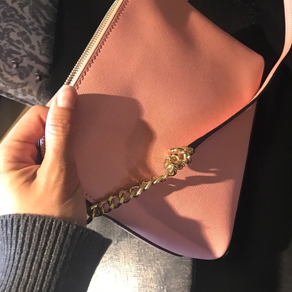 Michael Kors purse brand new never used - Picture 3 of 3