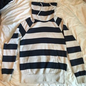 Turtle neck sweatshirt