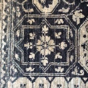 Meet your Posher, Elizabeth