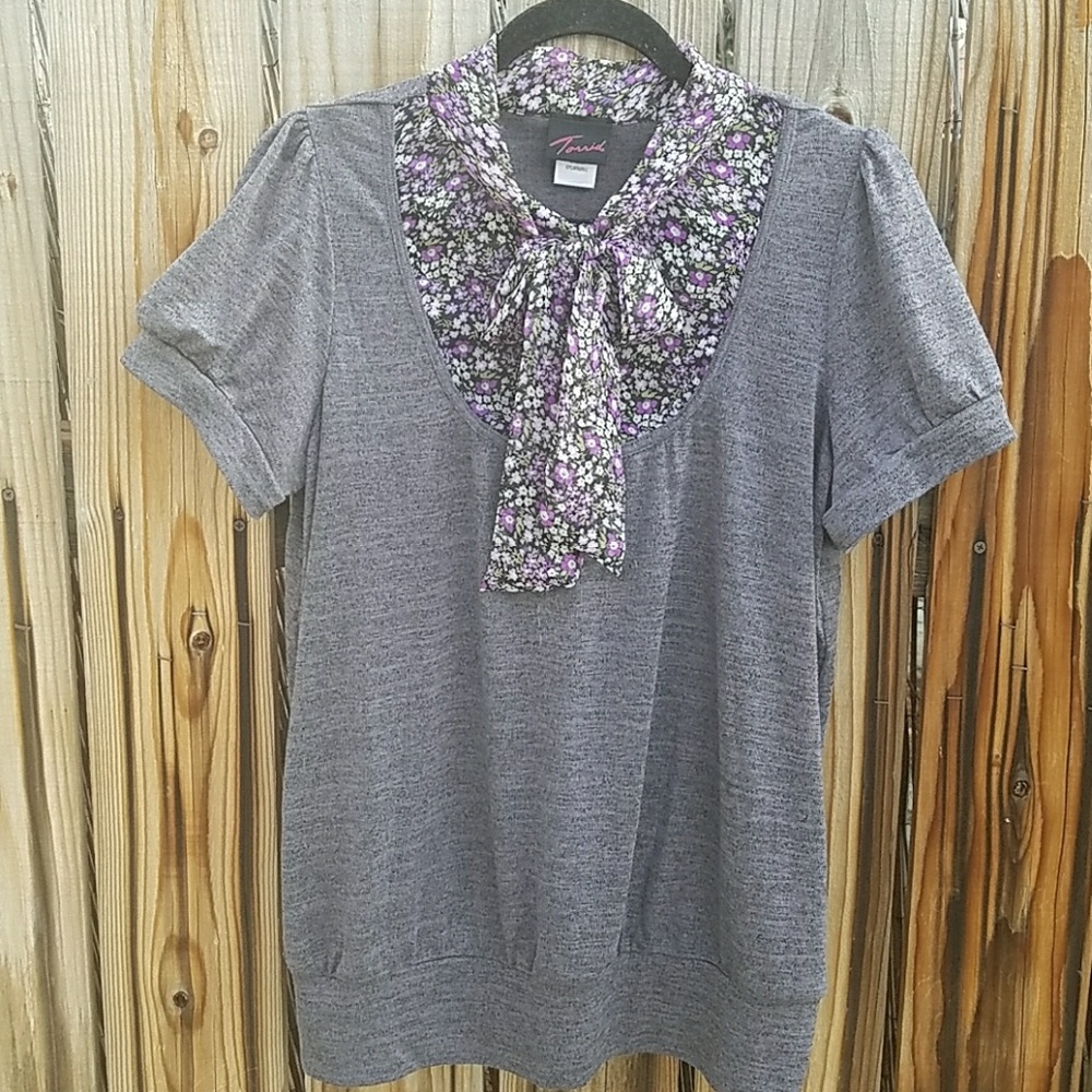 Torrid gray top with floral sheer "scarf" print