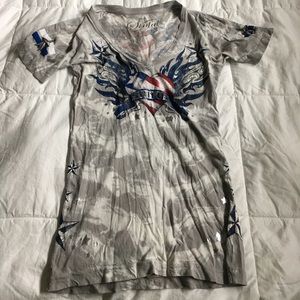 Sinful by Affliction V-Neck Tee 😻