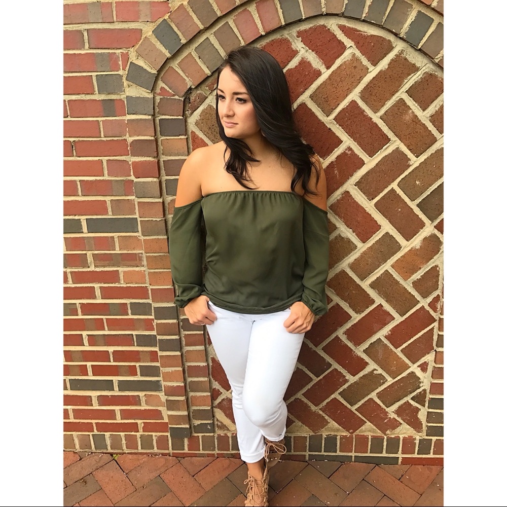 Sexy and Simple Strapless Top