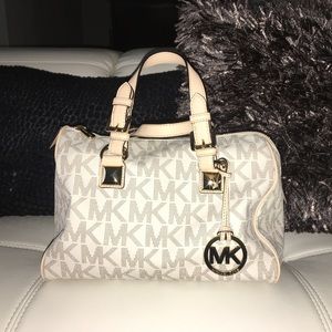 Michael Kors Grayson Small Satchel- Vanilla