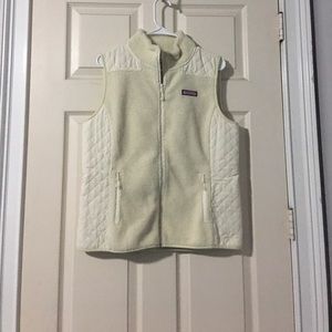 Vineyard Vines Cream colored vest