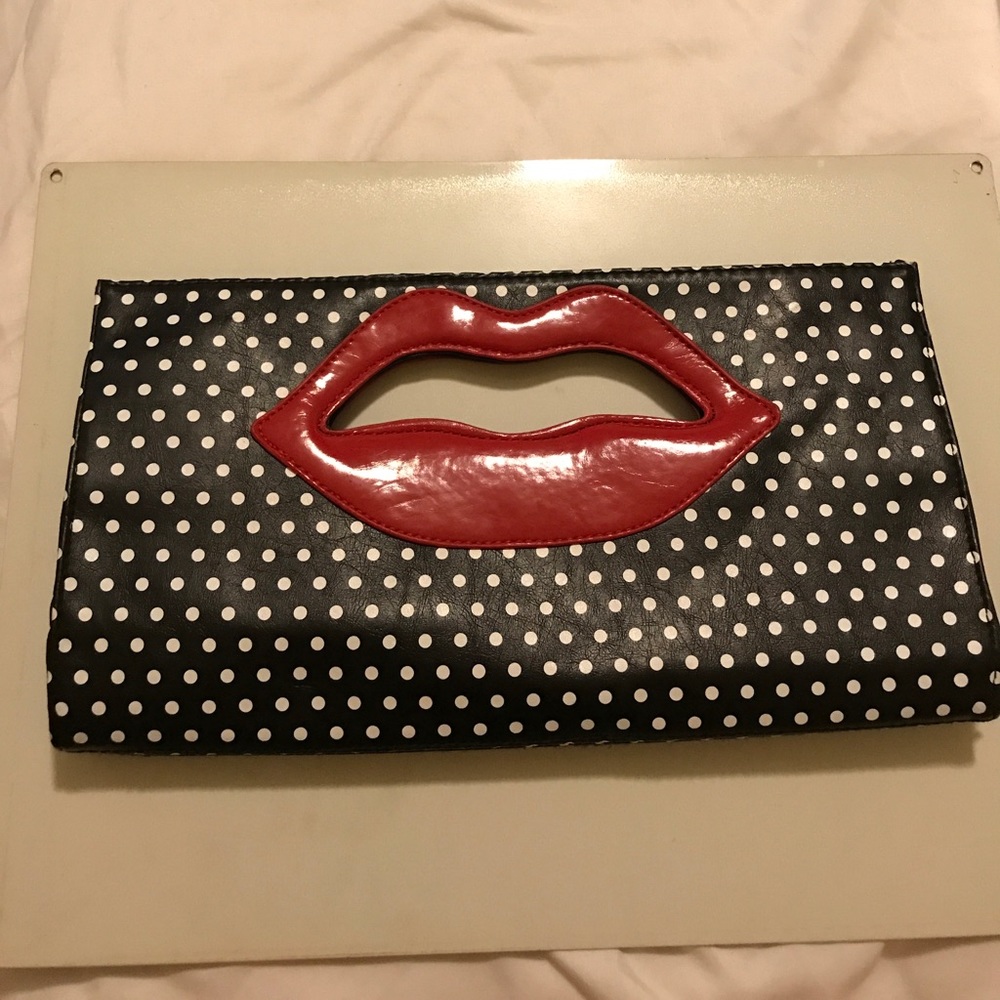 Pin Up Inspired Red Lip Clutch
