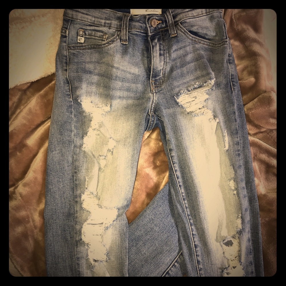 Destroyed skinny jeans