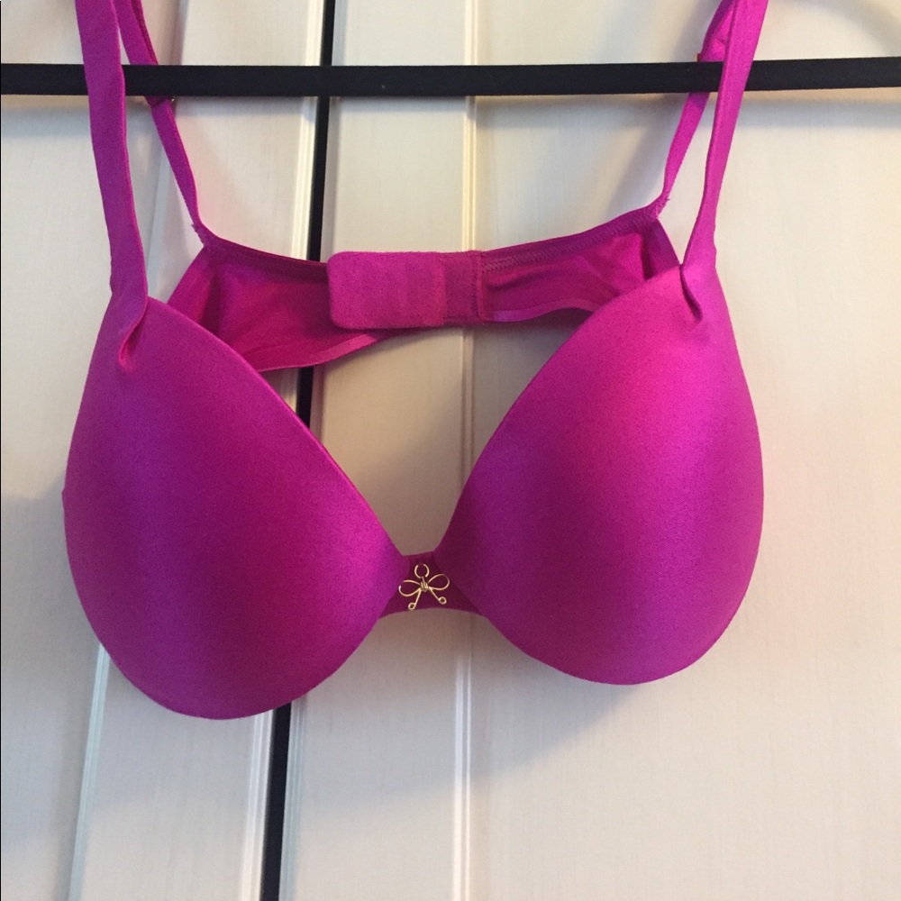 Magenta 32C Push Up VS bra
