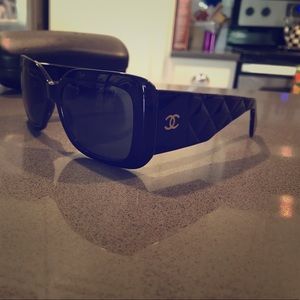 Chanel Black  CC Logo Quilted Sunglasses 5019