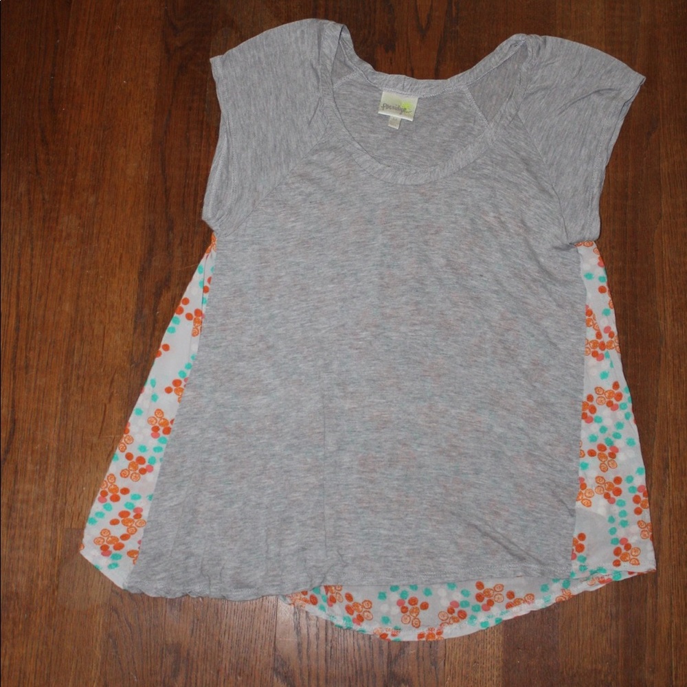 Anthropologie gray tee