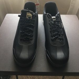 Men's Black Puma Sneakers