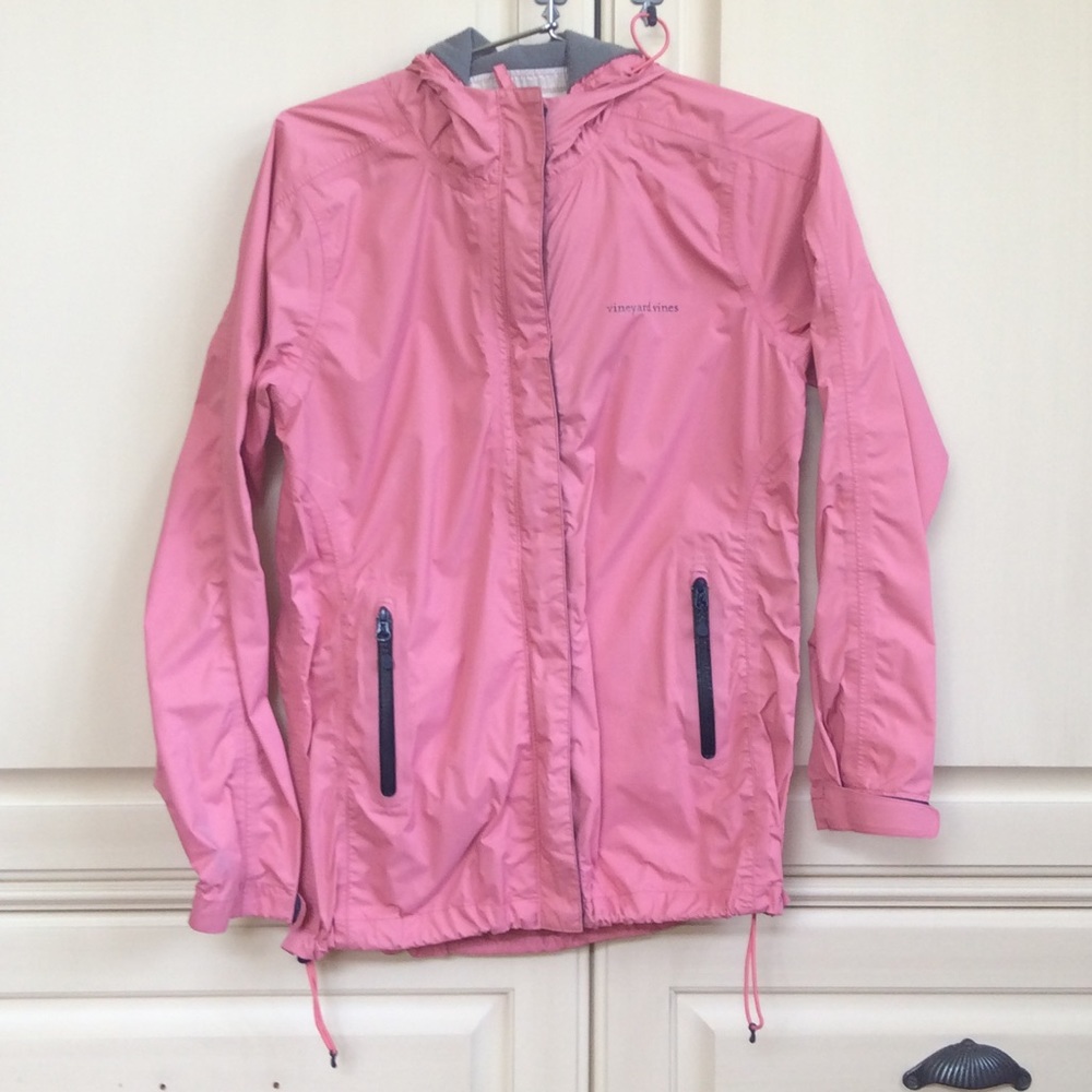 Vineyard Vines rain coat