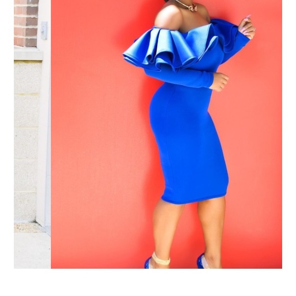 Gorgeous off the shoulder ruffle dress - Picture 3 of 4