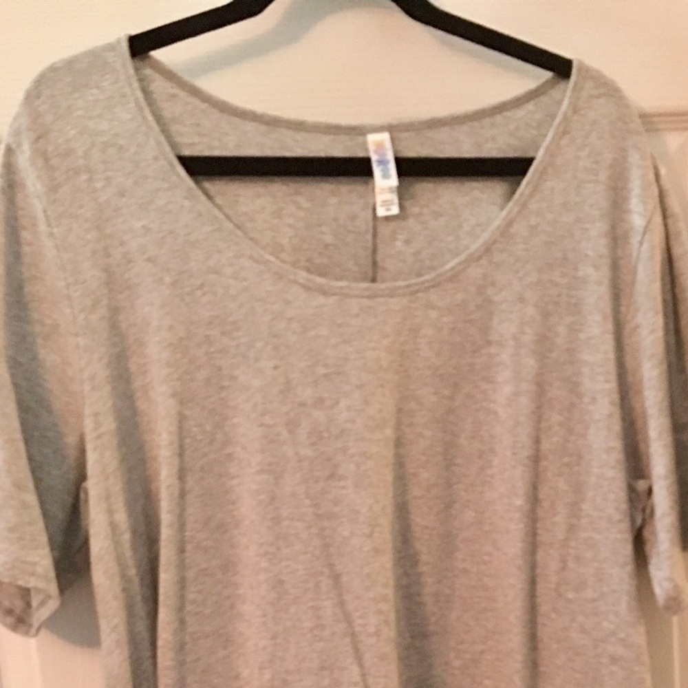 Heathered Grey Lularoe 3x perfect Tee