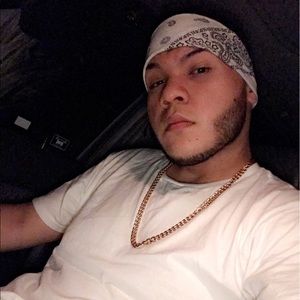 Meet your Posher, Eduardo