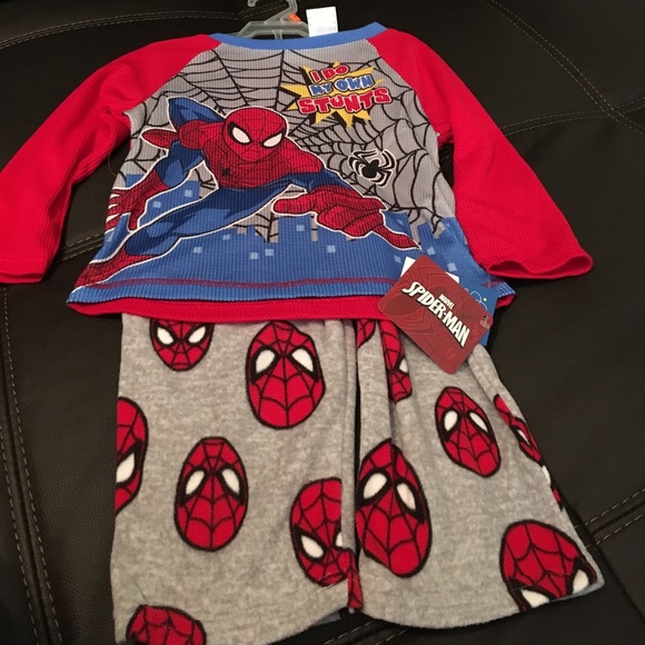 ๐๐ฃ๐ BUNDLE 3 TAGGED ITEMS FOR $12! PJs - Picture 2 of 6