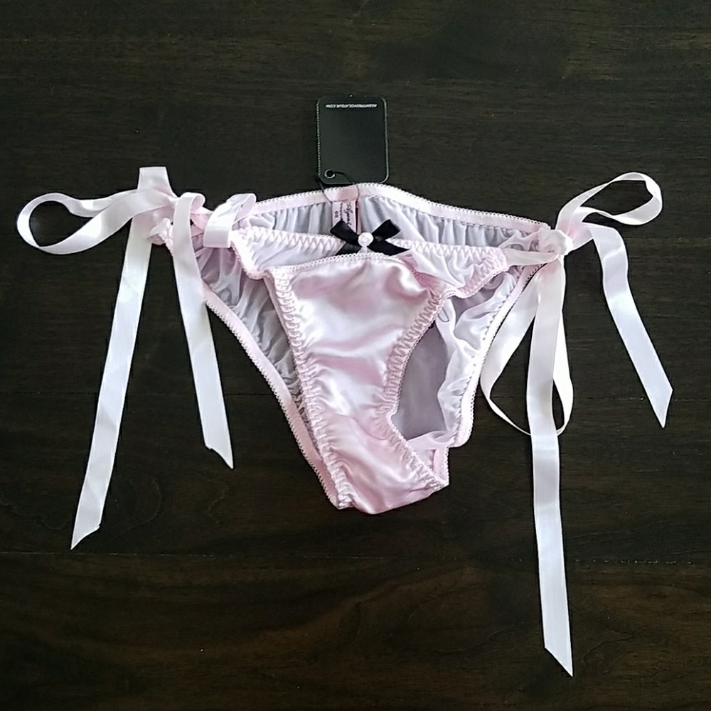 Nwt Pink ribbon gorgeous agent provocateur panties