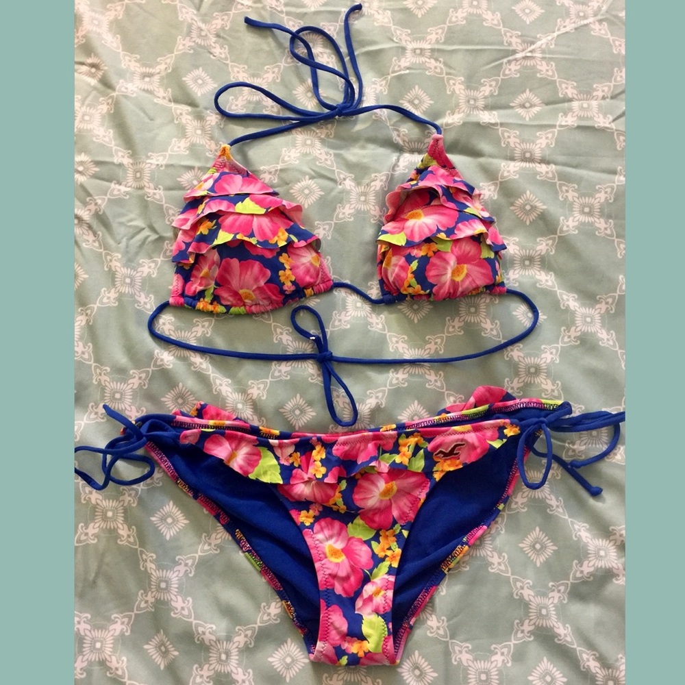 Hollister Tropical Bikini Set