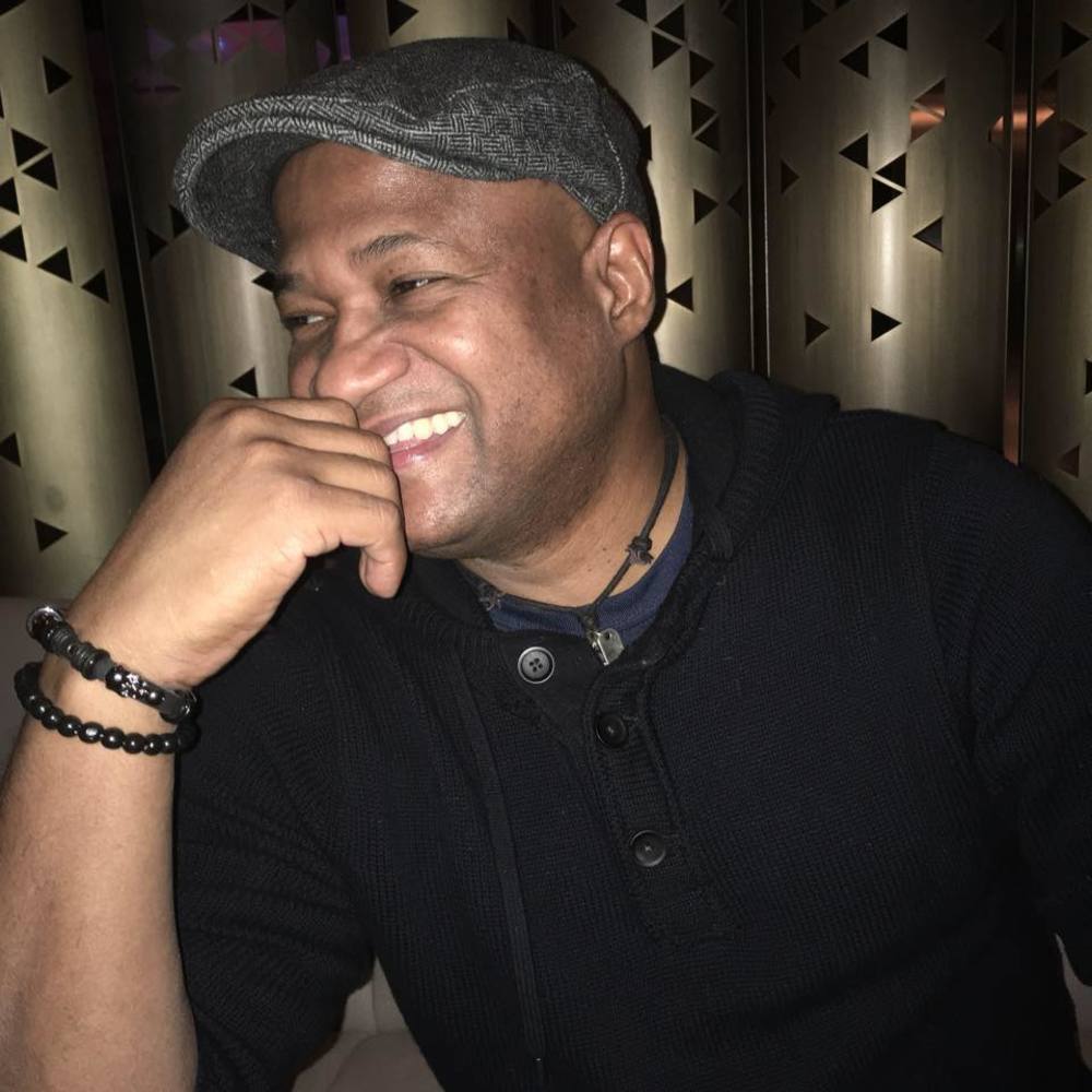 Meet your Posher, Carlos