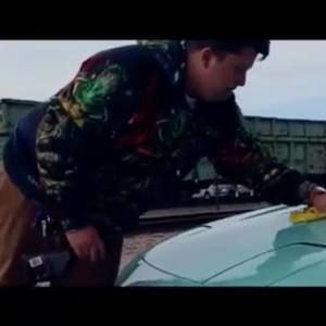 Meet your Posher, Marvin