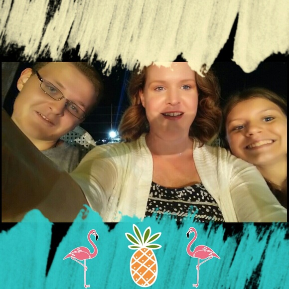 Meet your Posher, Angela - Picture 2 of 4