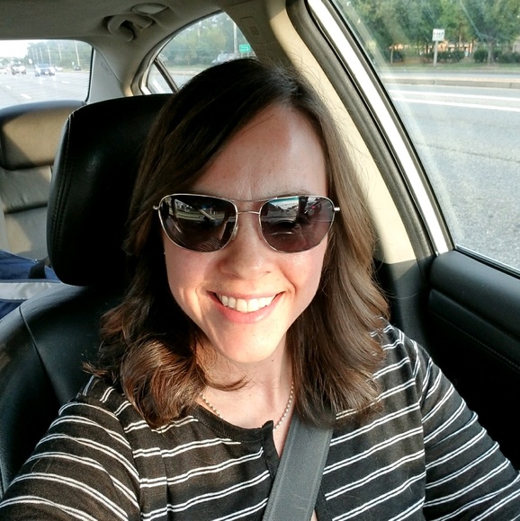 Meet your Posher, Maria - Picture 1 of 1