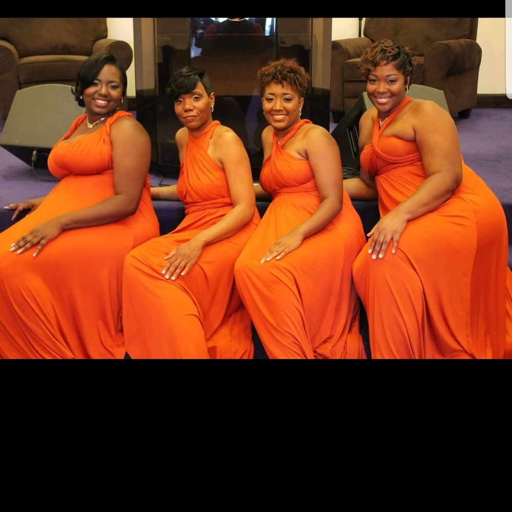 Versatile Dress - Picture 5 of 6