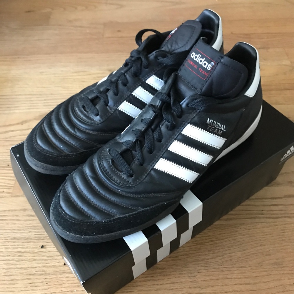 adidas Mundial Team Turfs